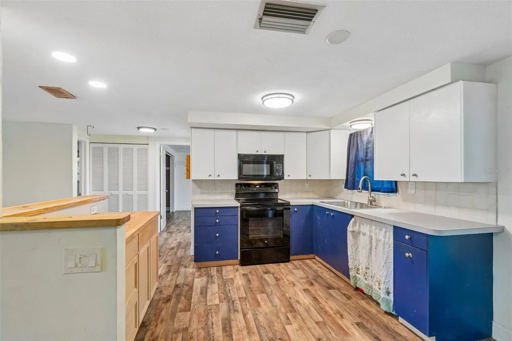1056 Tamarac Drive Holiday FL 34690