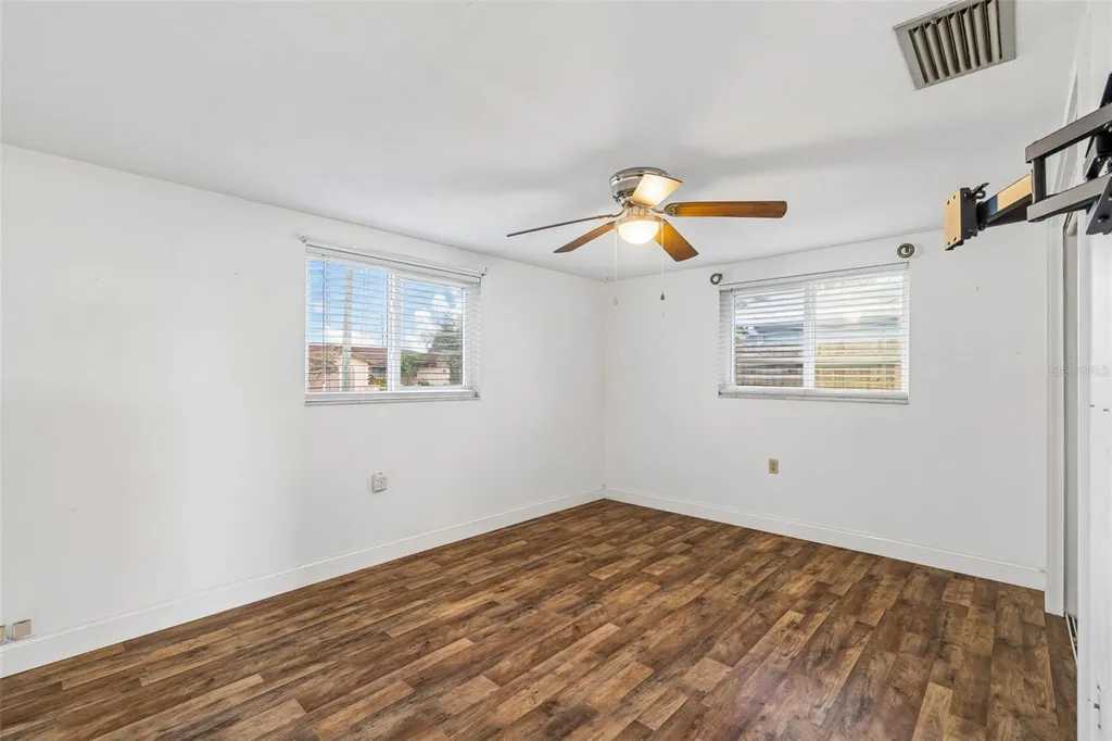 1056 Tamarac Drive Holiday FL 34690