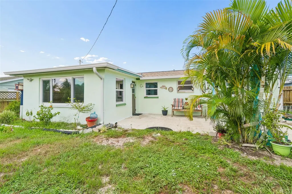 1056 Tamarac Drive Holiday FL 34690