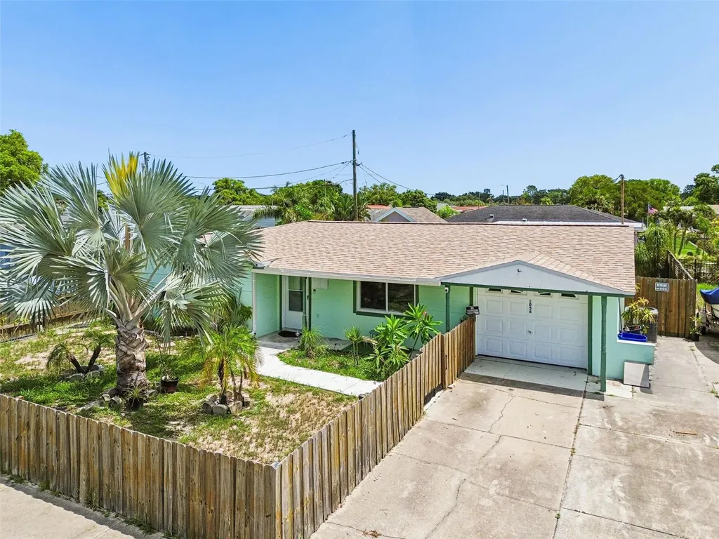1056 Tamarac Drive Holiday FL 34690