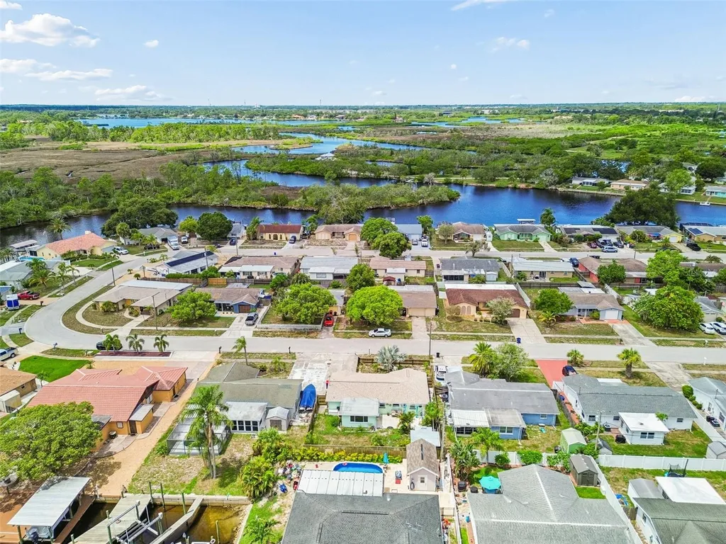 1056 Tamarac Drive Holiday FL 34690