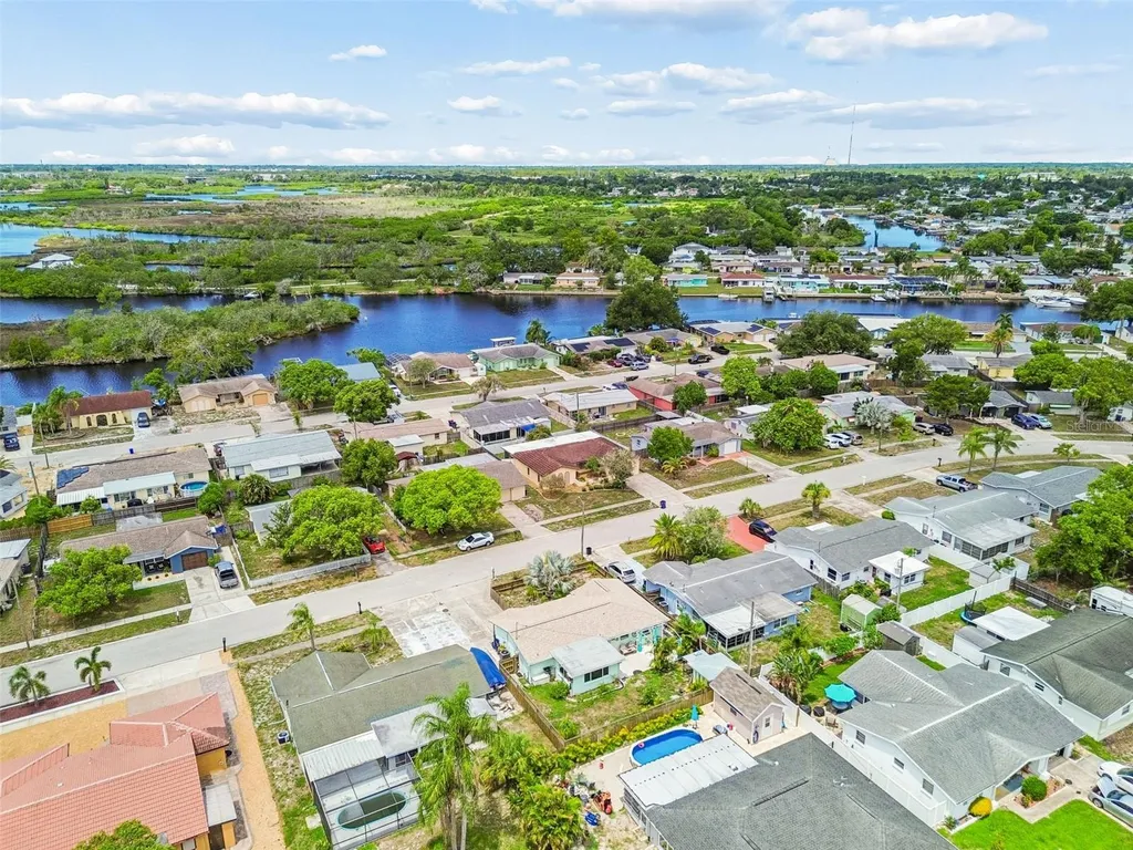 1056 Tamarac Drive Holiday FL 34690