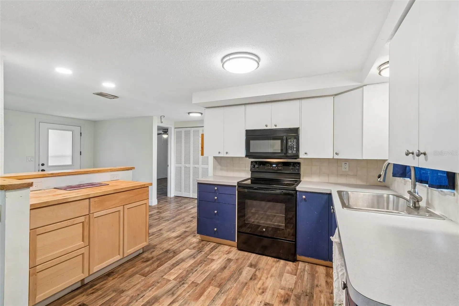 1056 Tamarac Drive Holiday FL 34690