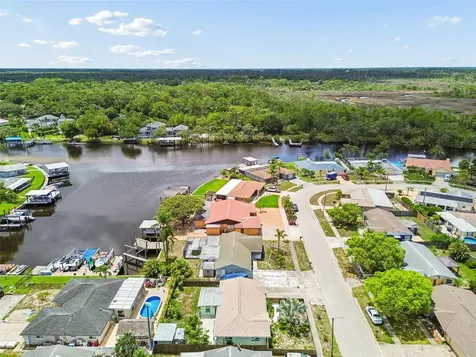 1056 Tamarac Drive Holiday FL 34690