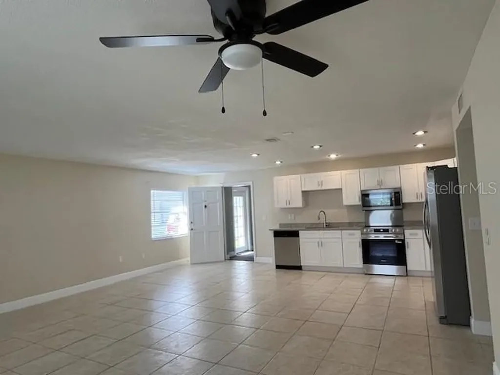 9004 Tudor Drive Tampa FL 33615