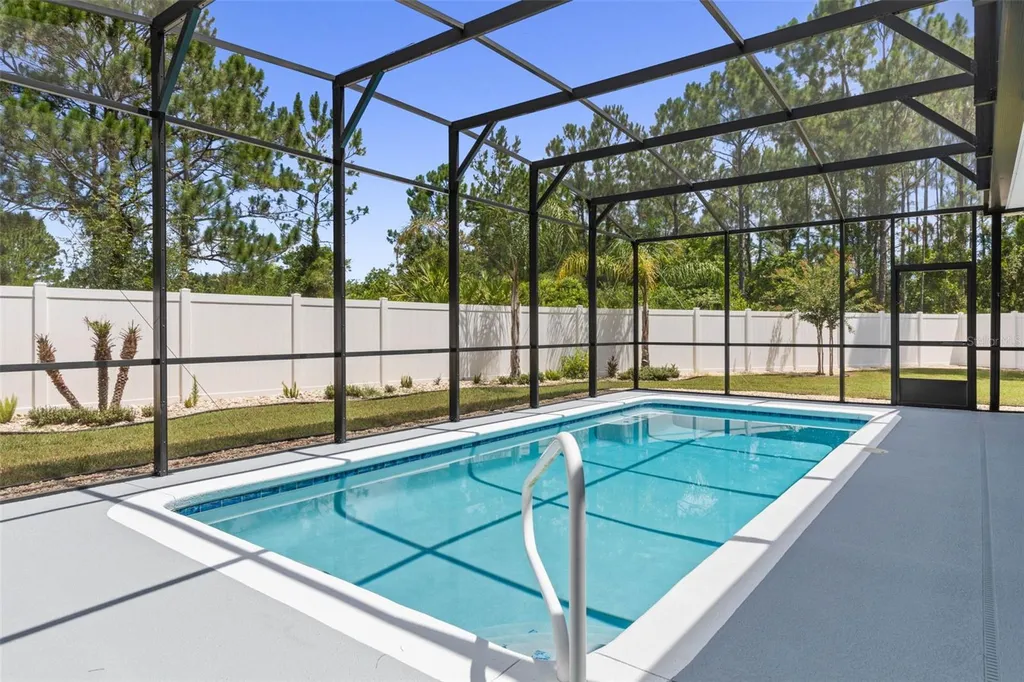 3 Leeds Place Palm Coast FL 32137