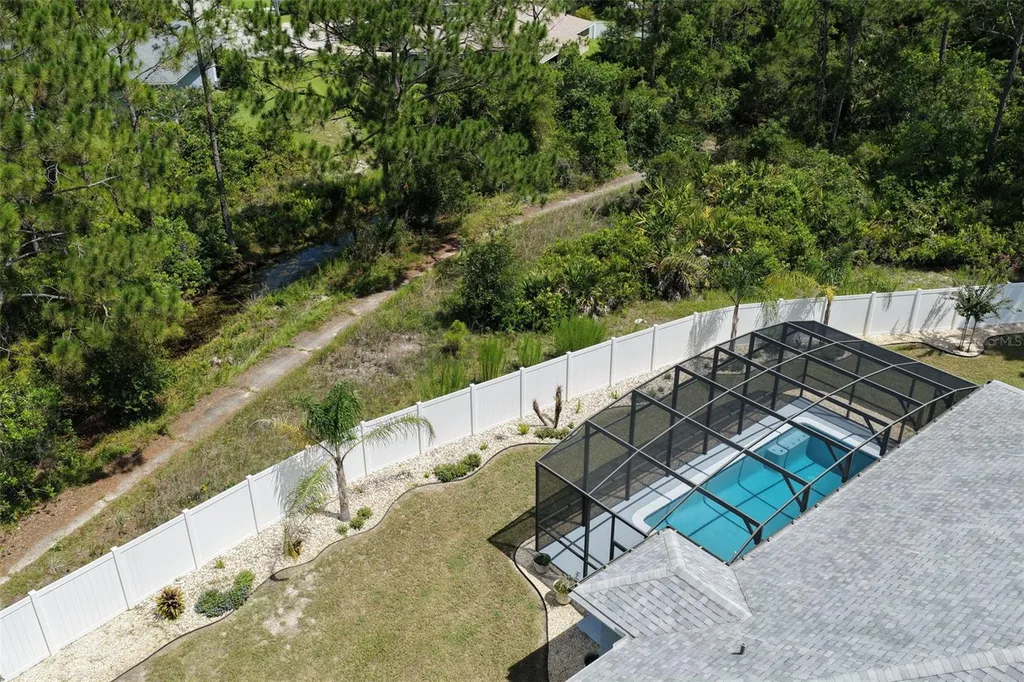 3 Leeds Place Palm Coast FL 32137