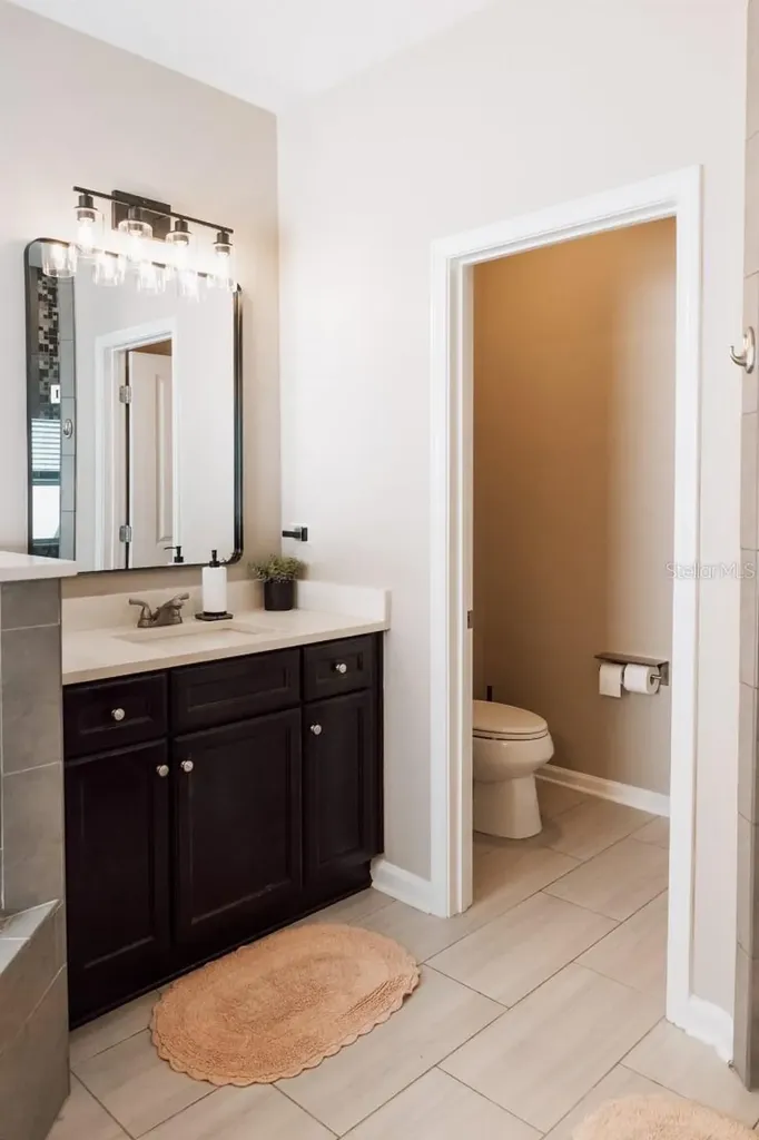 161 S Coopers Hawk Way Palm Coast FL 32164