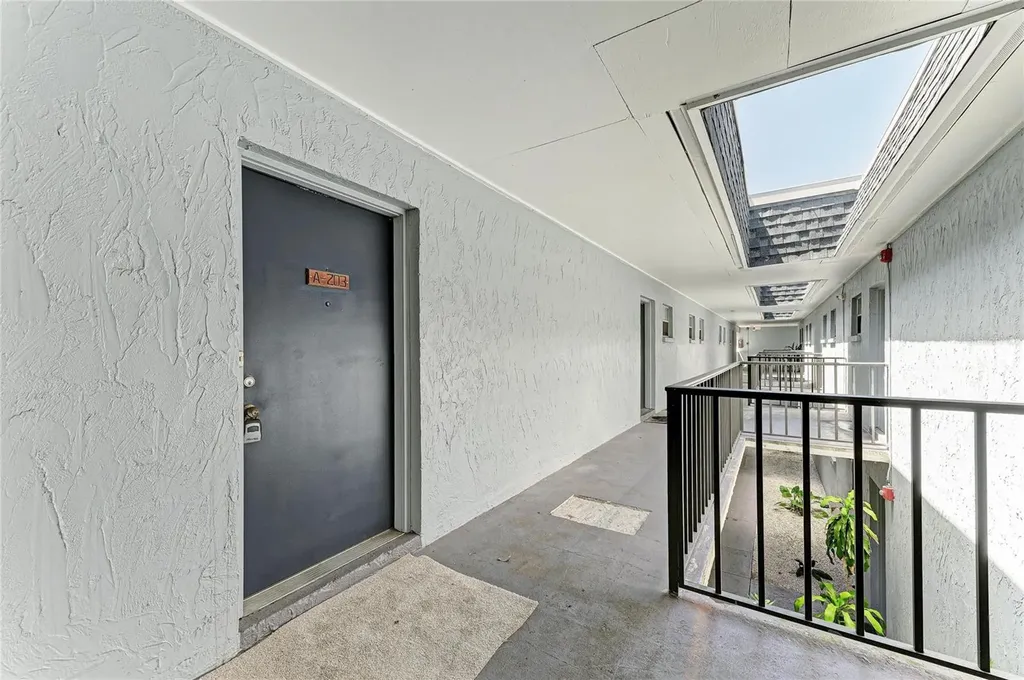 5503 Fountain Lake Circle Bradenton FL 34207