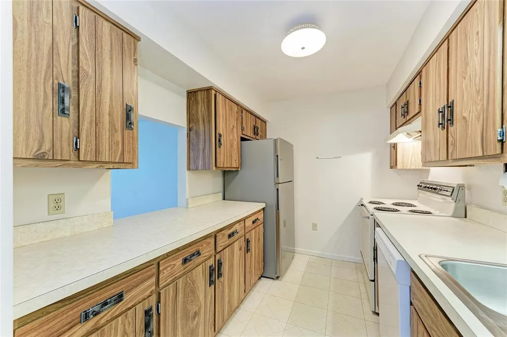 5503 Fountain Lake Circle Bradenton FL 34207