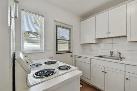 3808 S Grady Avenue Tampa FL 33611