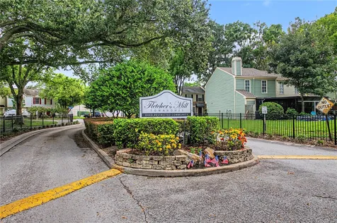 13856 Stone Mill Way Tampa FL 33613
