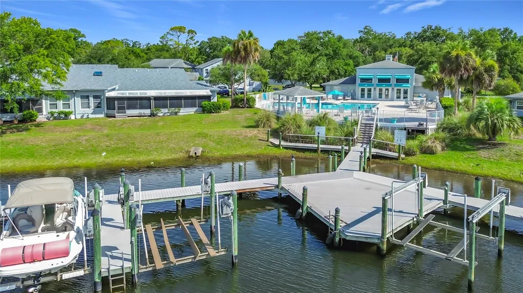 11025 W Harbor Watch Loop Crystal River FL 34428