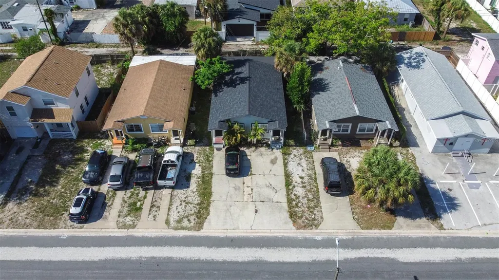 2834 & 2836 Freemont Terrace S St Petersburg FL 33712