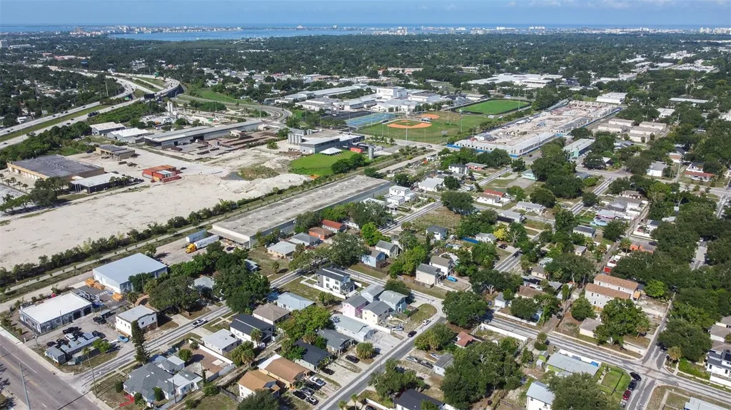 2834 & 2836 Freemont Terrace S St Petersburg FL 33712