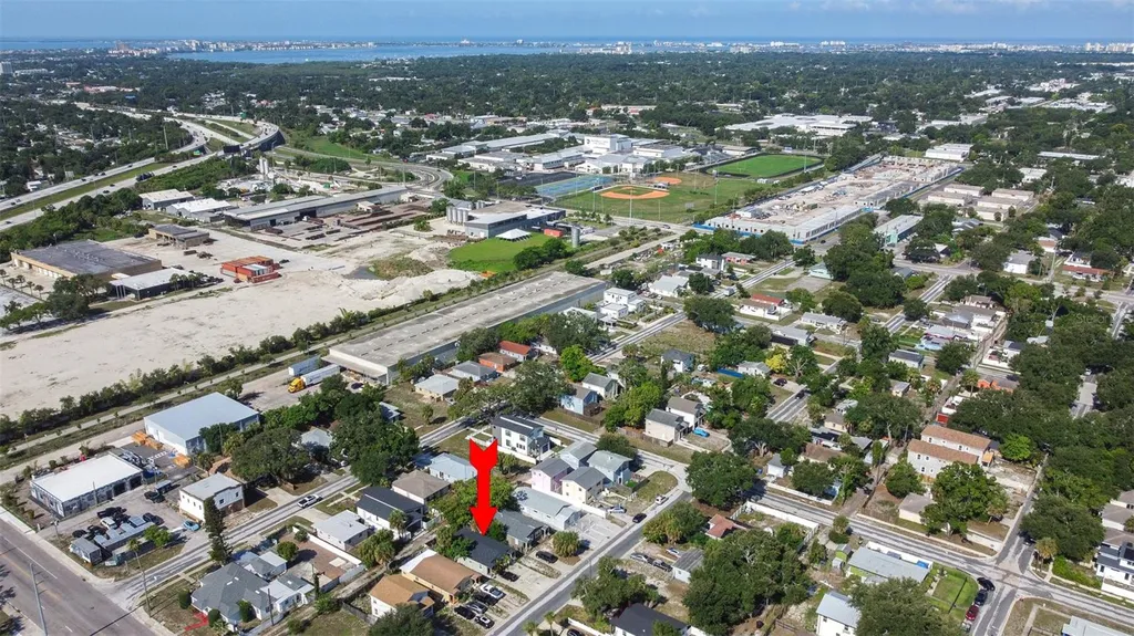 2834 & 2836 Freemont Terrace S St Petersburg FL 33712