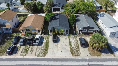 2834 & 2836 Freemont Terrace S St Petersburg FL 33712