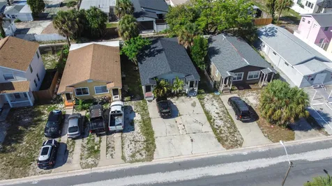 2834 & 2836 Freemont Terrace S St Petersburg FL 33712