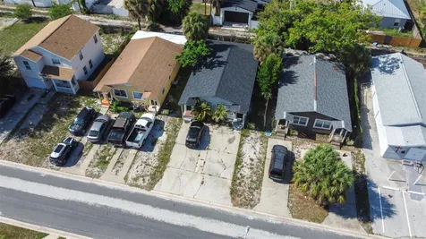 2834 & 2836 Freemont Terrace S St Petersburg FL 33712