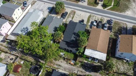 2834 & 2836 Freemont Terrace S St Petersburg FL 33712
