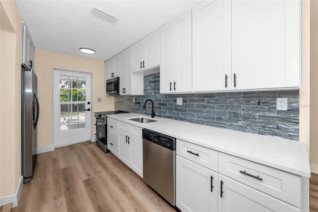 504 79th Avenue St Petersburg FL 33706