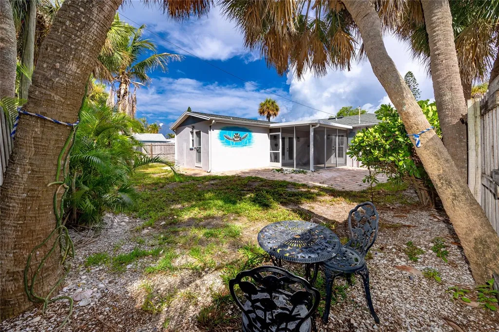 504 79th Avenue St Petersburg FL 33706