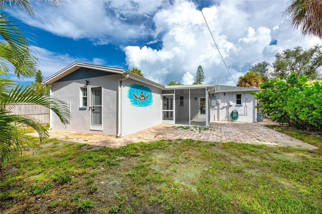 504 79th Avenue St Petersburg FL 33706