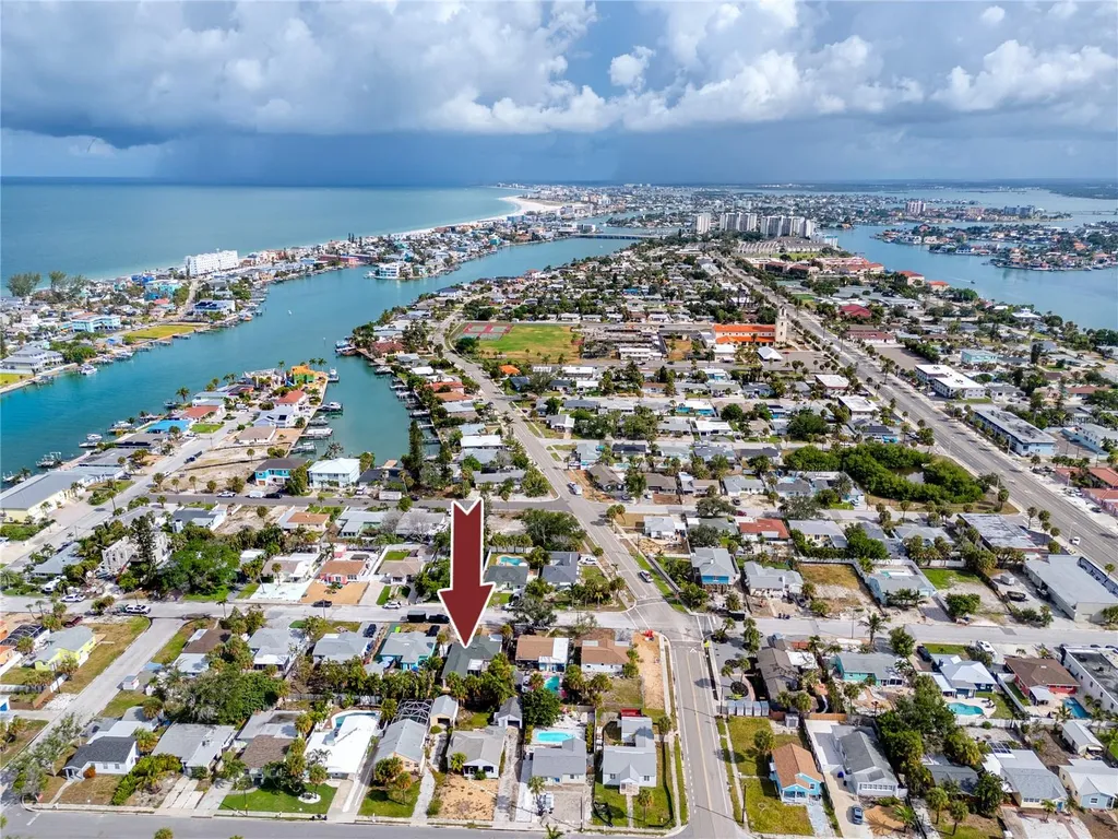 504 79th Avenue St Petersburg FL 33706