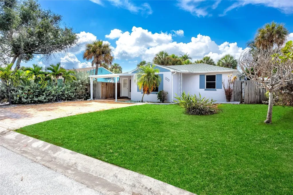 504 79th Avenue St Petersburg FL 33706