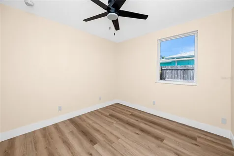 504 79th Avenue St Petersburg FL 33706