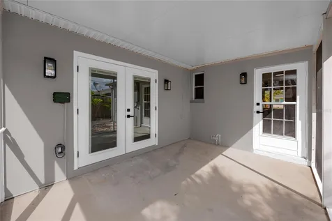 504 79th Avenue St Petersburg FL 33706