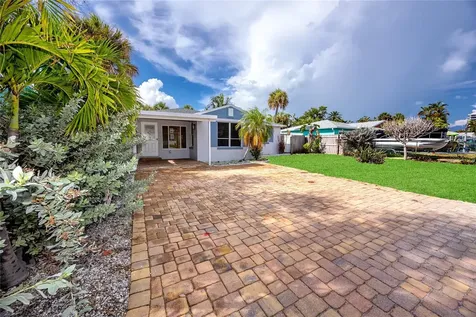 504 79th Avenue St Petersburg FL 33706