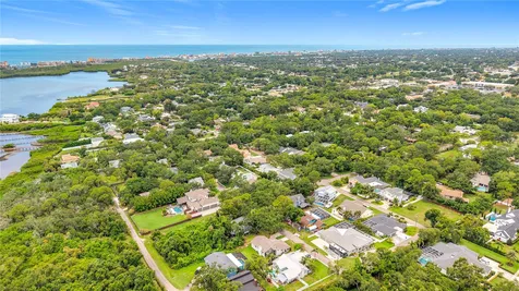 12756 Poinsettia Avenue Seminole FL 33776