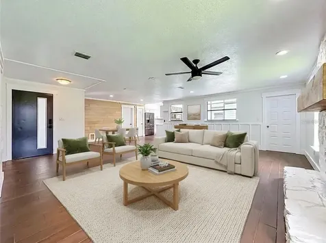 12756 Poinsettia Avenue Seminole FL 33776