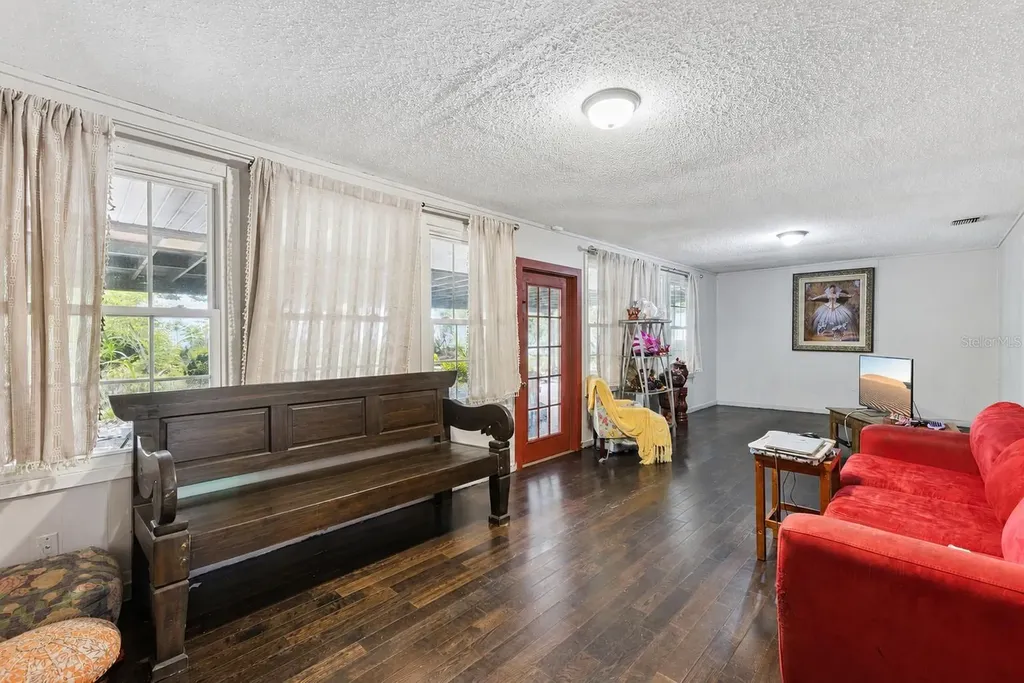 129 Margo Lane Longwood FL 32750