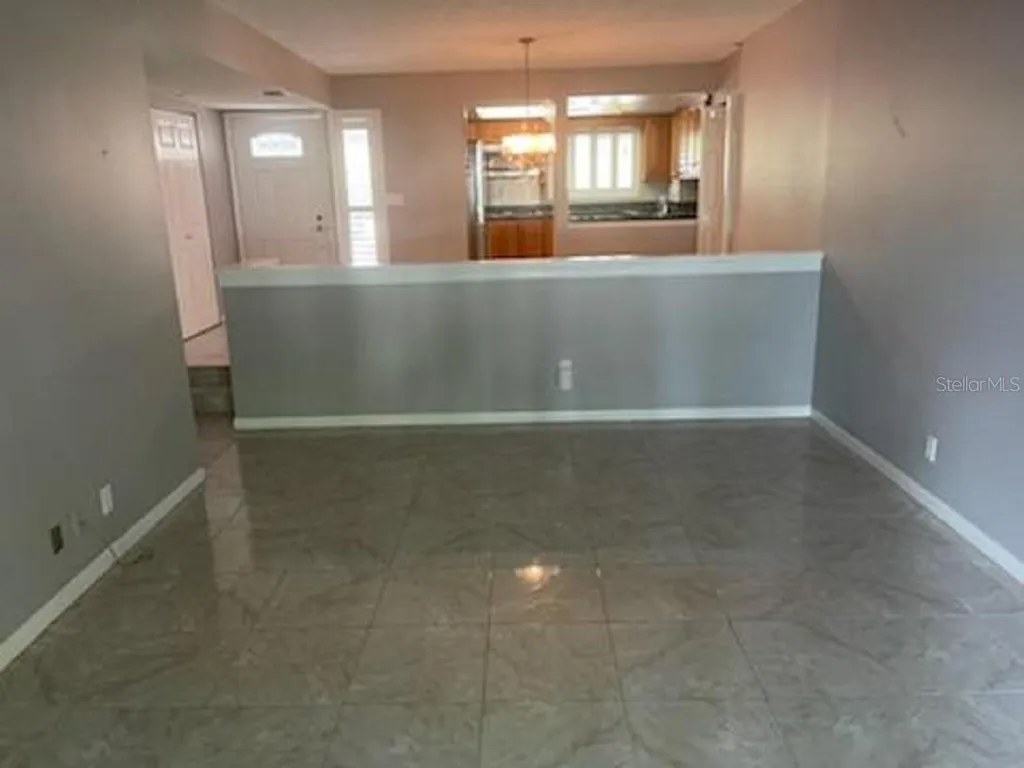 90 S Highland Avenue Tarpon Springs FL 34689