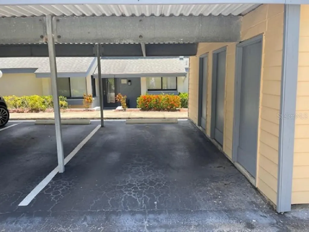 90 S Highland Avenue Tarpon Springs FL 34689