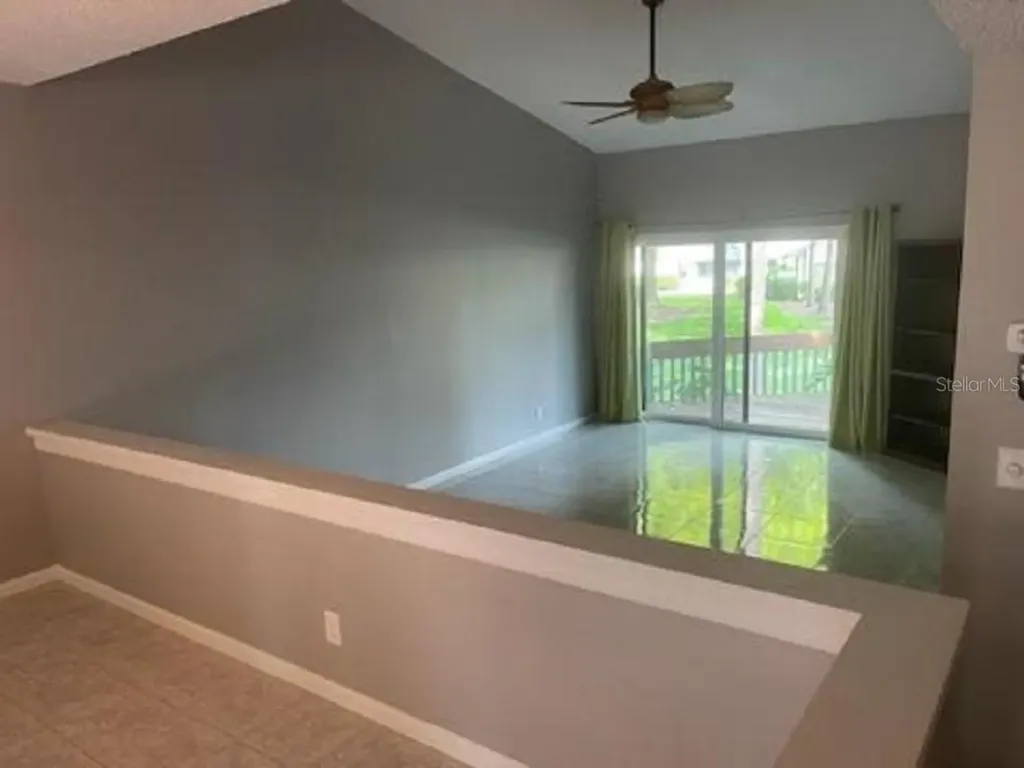 90 S Highland Avenue Tarpon Springs FL 34689