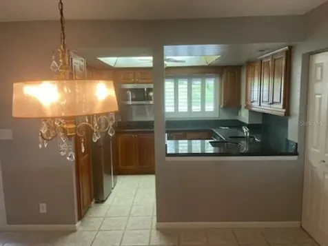 90 S Highland Avenue Tarpon Springs FL 34689