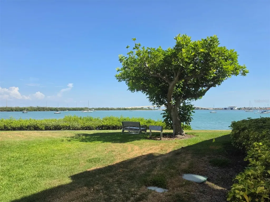 6295 Bahia Del Mar Circle St Petersburg FL 33715