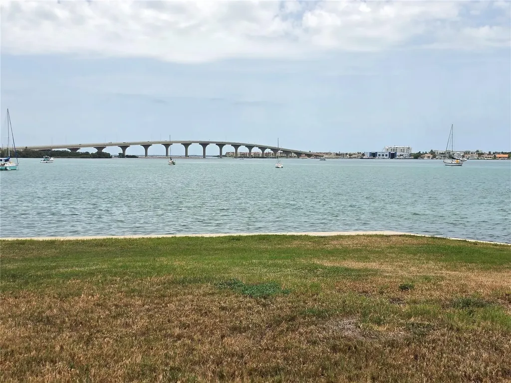 6295 Bahia Del Mar Circle St Petersburg FL 33715