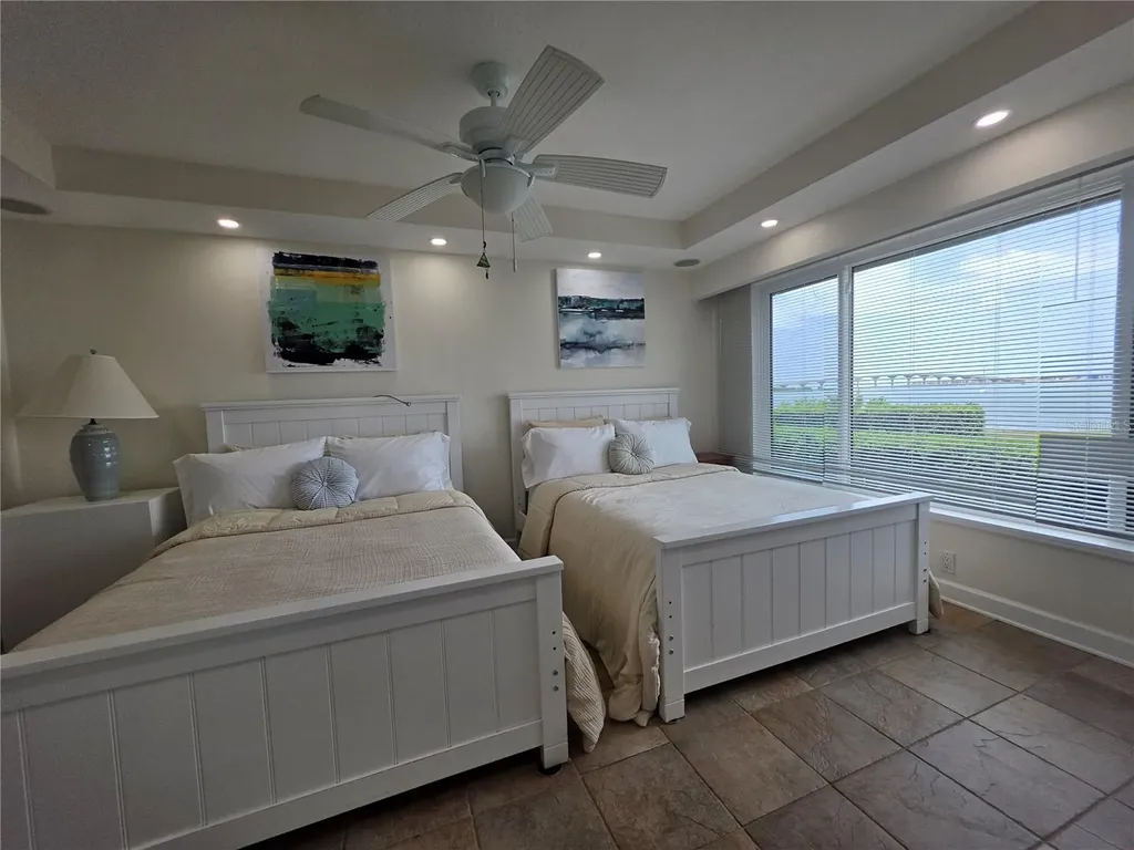 6295 Bahia Del Mar Circle St Petersburg FL 33715