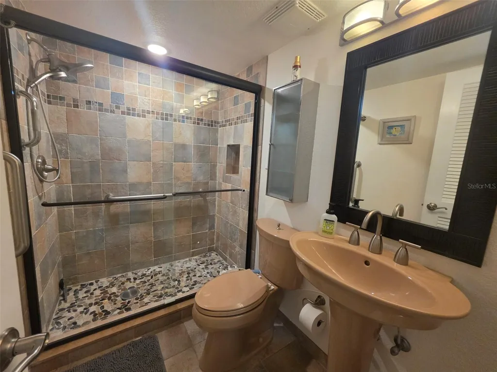 6295 Bahia Del Mar Circle St Petersburg FL 33715
