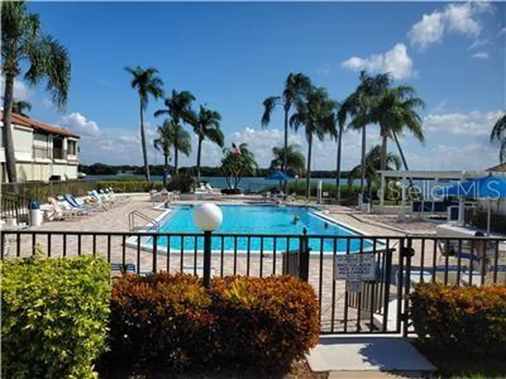 6295 Bahia Del Mar Circle St Petersburg FL 33715