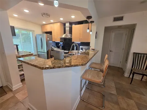 6295 Bahia Del Mar Circle St Petersburg FL 33715