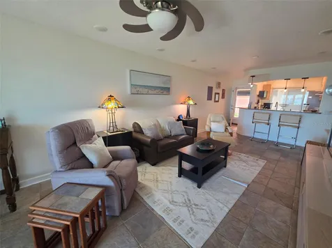6295 Bahia Del Mar Circle St Petersburg FL 33715