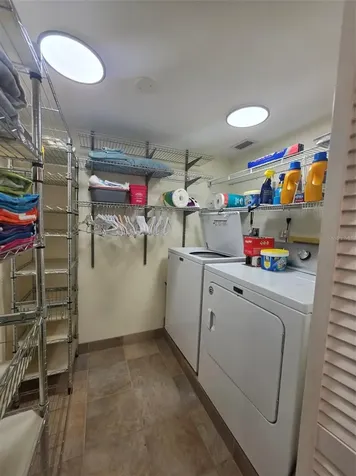 6295 Bahia Del Mar Circle St Petersburg FL 33715