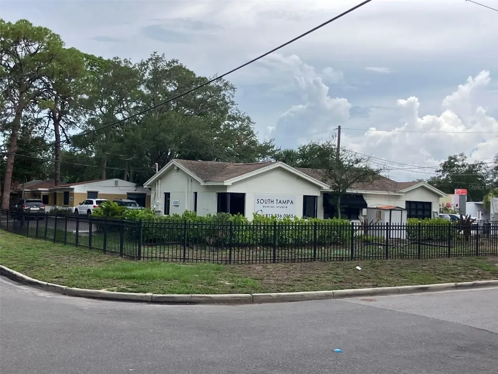 4306 W Kensington Avenue Tampa FL 33629