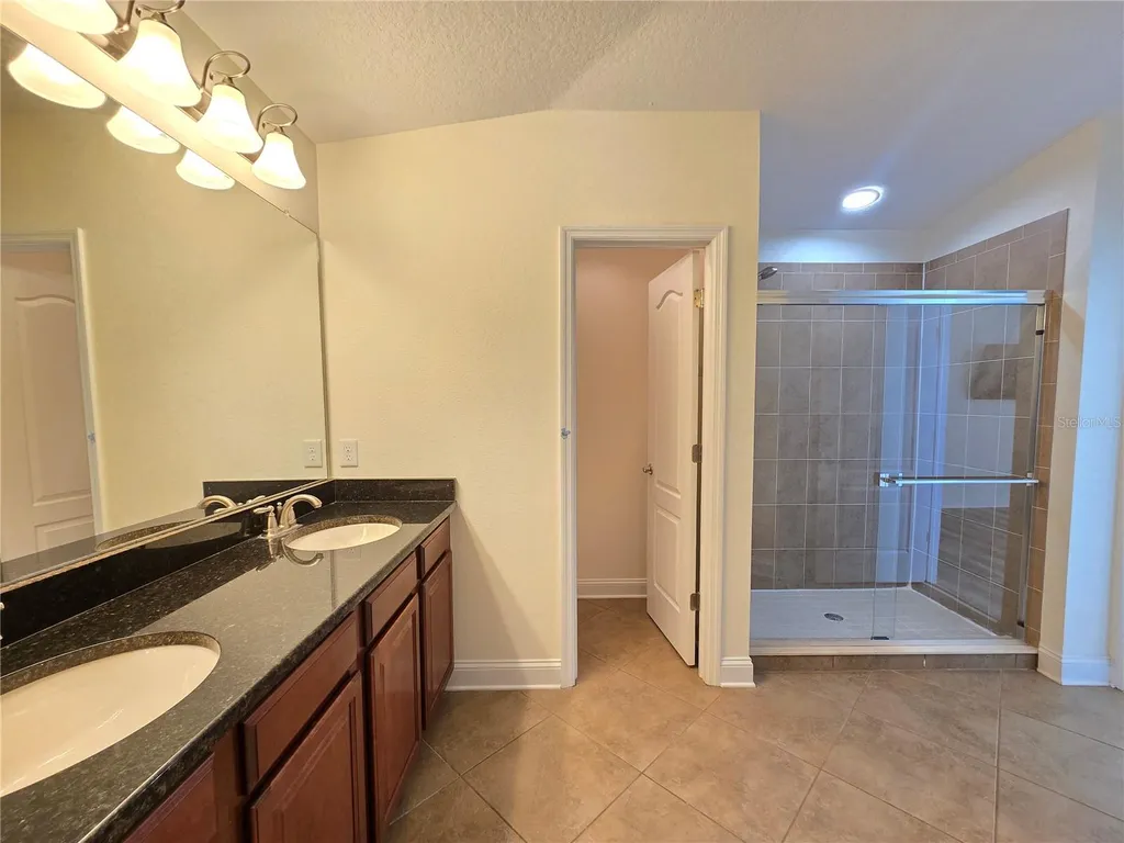 7855 Tuscany Woods Drive Tampa FL 33647