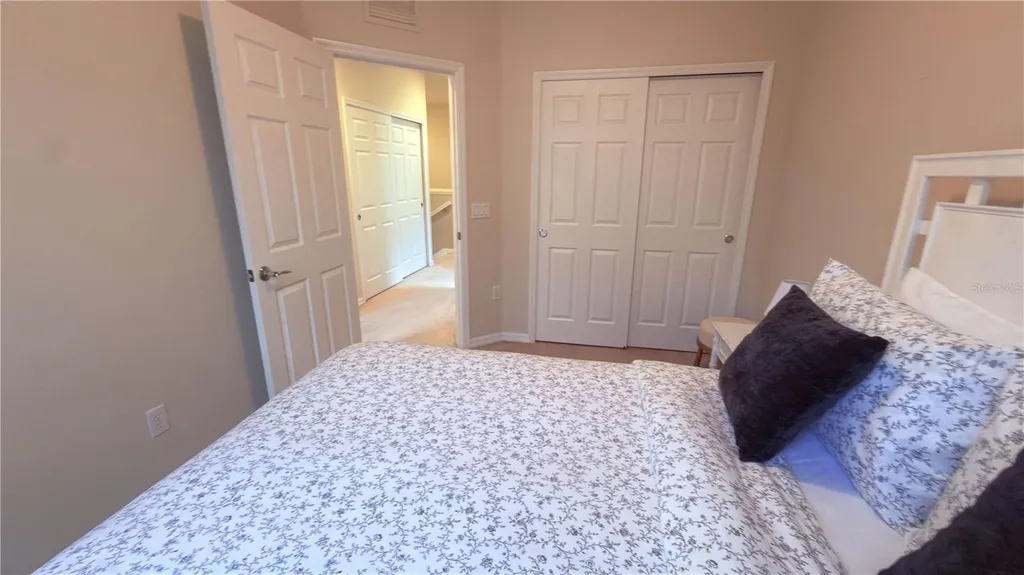 3880 82nd Avenue Circle E Sarasota FL 34243
